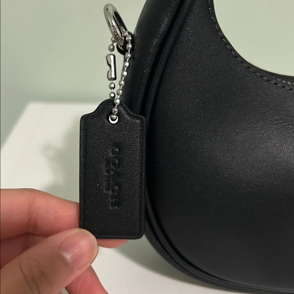 Coach mini Jonie bag - Picture 4 of 9